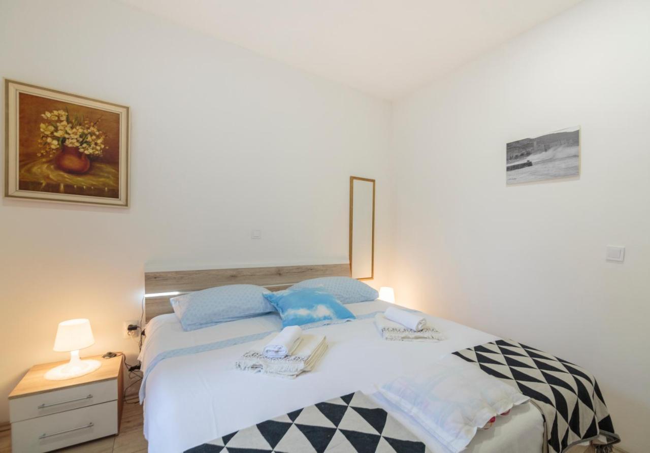 Apartment Esa คอมีชา ภายนอก รูปภาพ