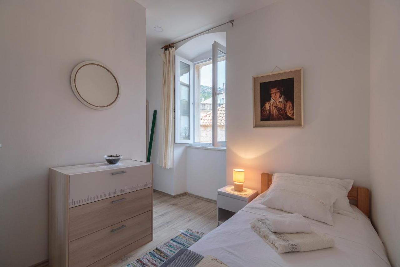 Apartment Esa คอมีชา ภายนอก รูปภาพ